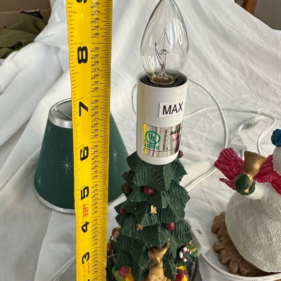 2 Vintage Christmas Lamps with matching lamp shades - Picture 5 of 6